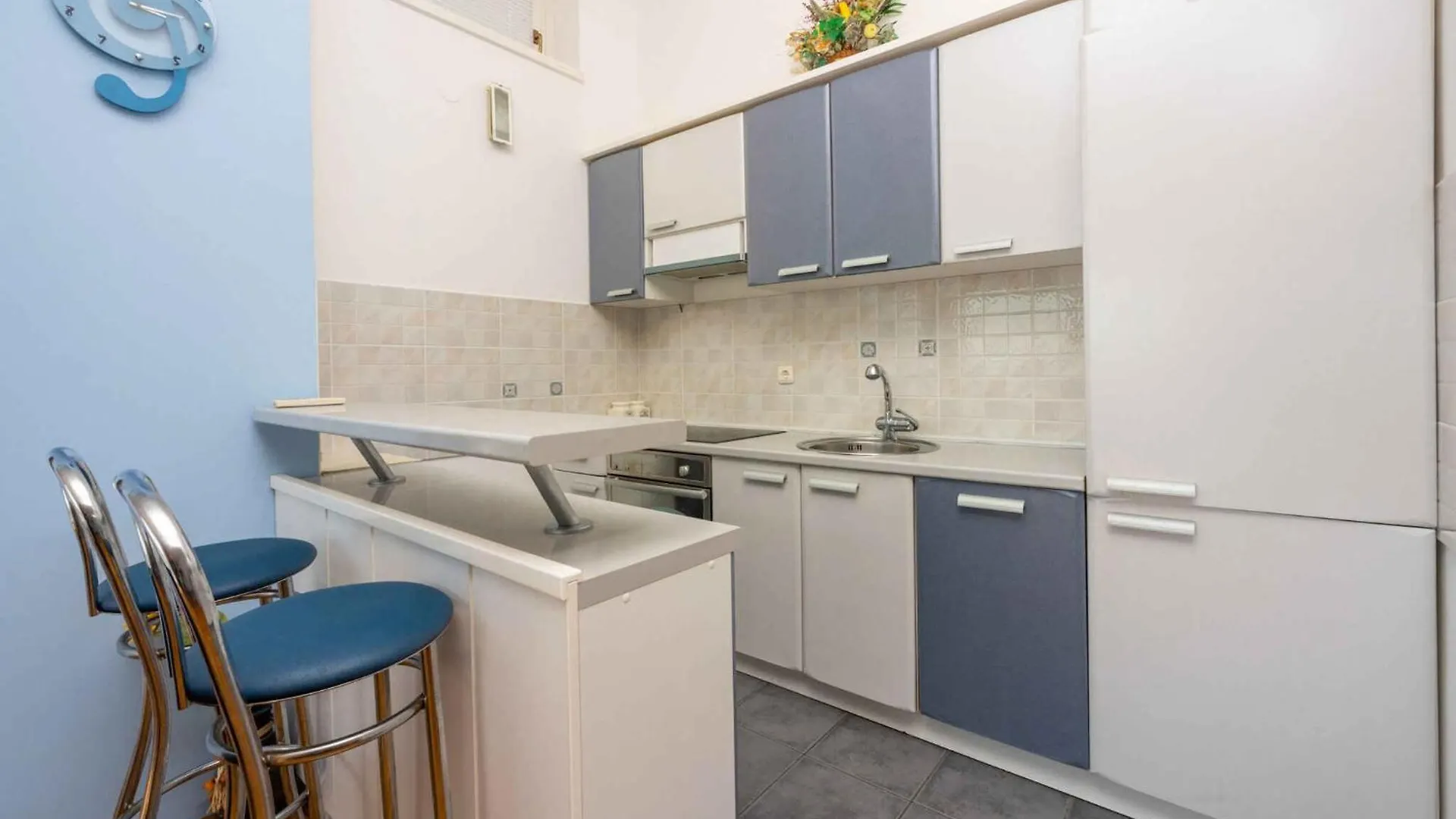 Apartment In Crikvenica 45078