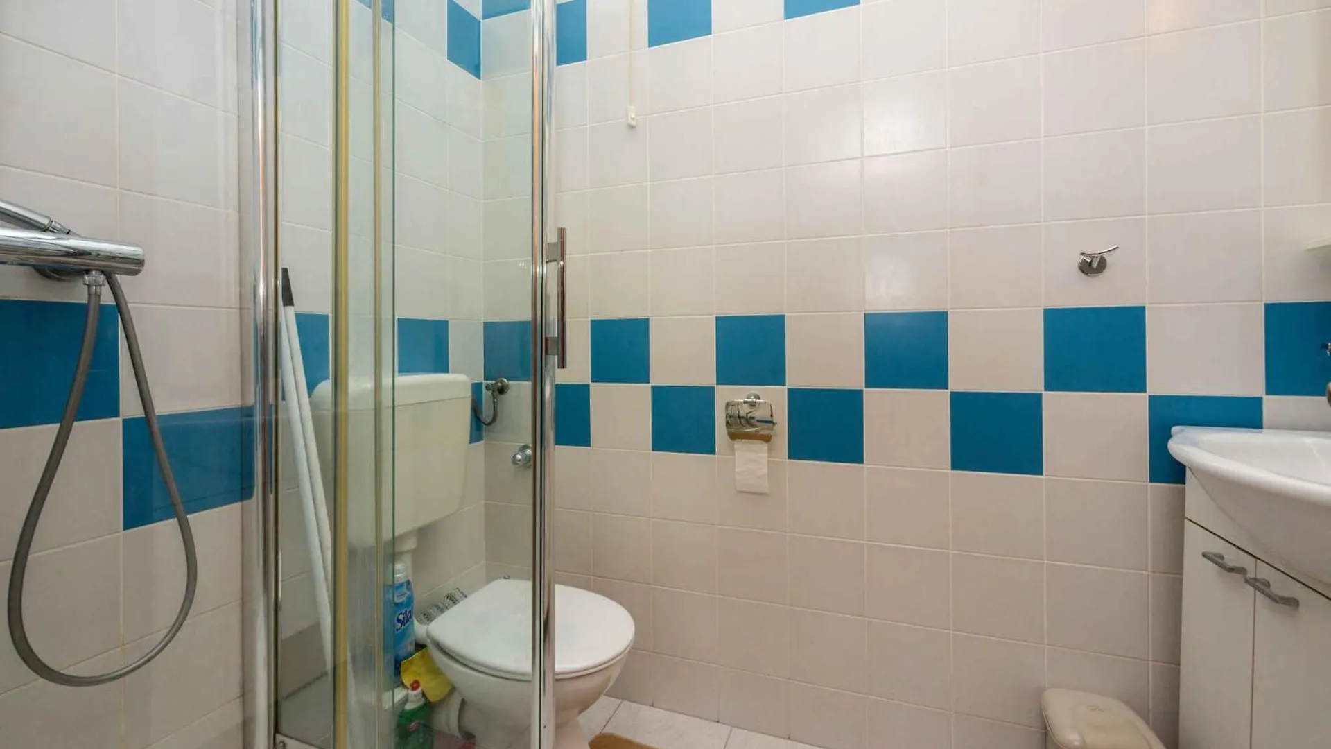 Apartment In Crikvenica 45078