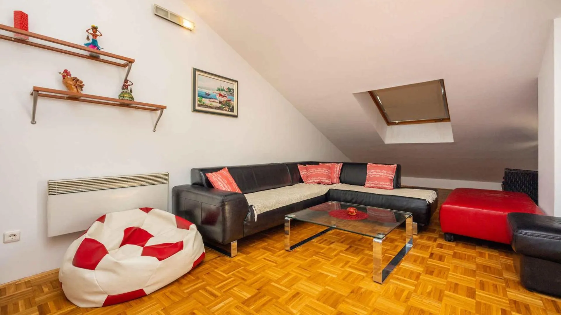 Apartment In Crikvenica 45078